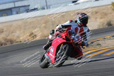 media/Dec-18-2022-SoCal Trackdays (Sun) [[8099a50955]]/Turn 4 (1pm)/